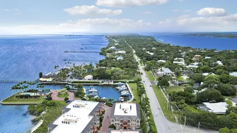 1405 NE Indian River Drive Jensen Beach FL 34957