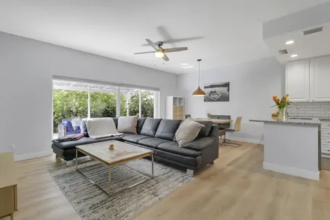 18 Tall Oaks Circle Tequesta FL 33469