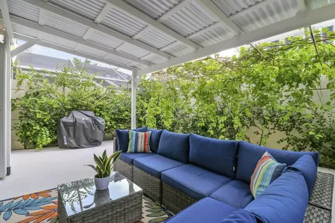 18 Tall Oaks Circle Tequesta FL 33469