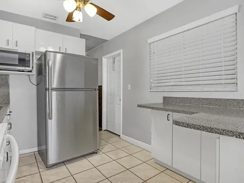 1031 Nw 23rd Way Fort Lauderdale FL 33311