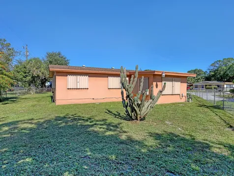 1031 Nw 23rd Way Fort Lauderdale FL 33311