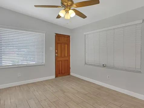 1031 Nw 23rd Way Fort Lauderdale FL 33311