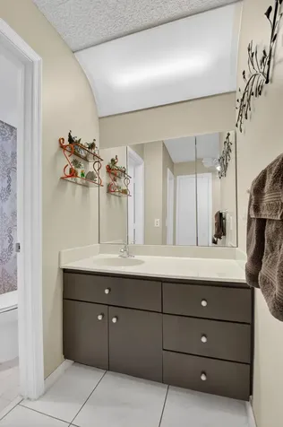 9800 Tabebuia Tree Drive Boynton Beach FL 33436