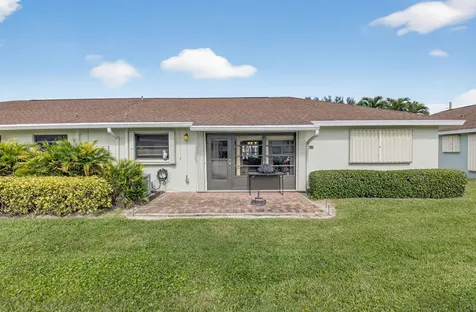 9800 Tabebuia Tree Drive Boynton Beach FL 33436