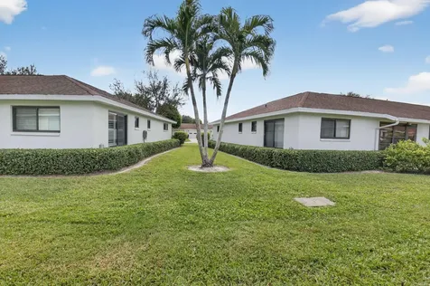 9800 Tabebuia Tree Drive Boynton Beach FL 33436