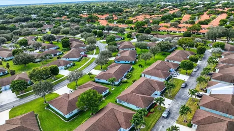 9800 Tabebuia Tree Drive Boynton Beach FL 33436