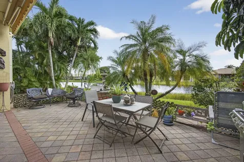 8722 Via Brilliante Wellington FL 33411