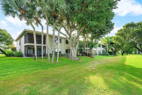 18 Stratford Drive Boynton Beach FL 33436