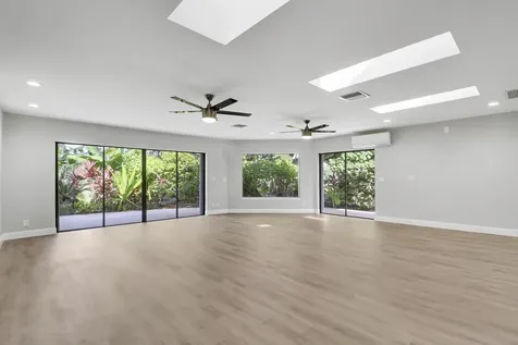 13886 Whispering Lakes Lane Palm Beach Gardens FL 33418