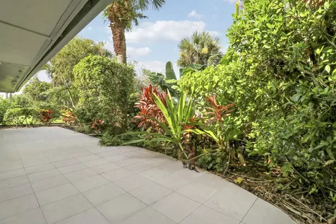 13886 Whispering Lakes Lane Palm Beach Gardens FL 33418