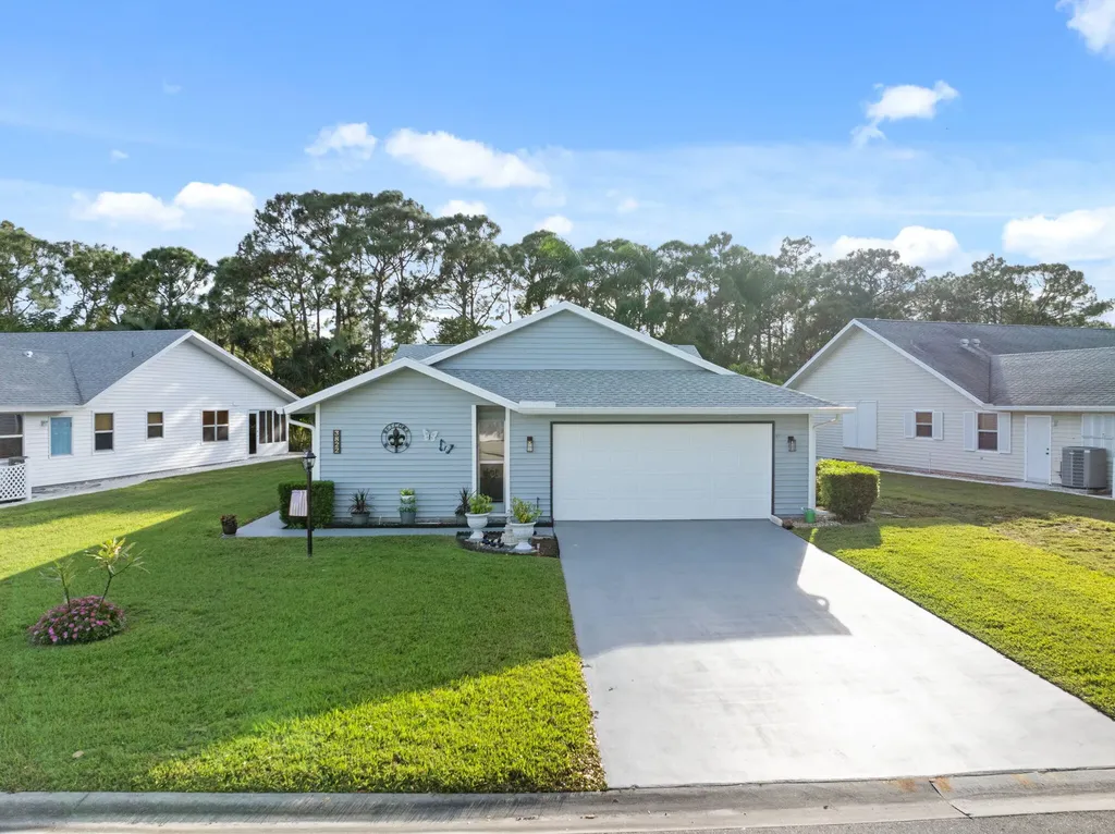 3822 Se Canvas Back Place Stuart FL 34997