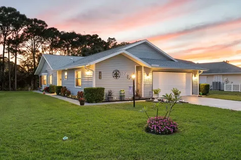 3822 Se Canvas Back Place Stuart FL 34997