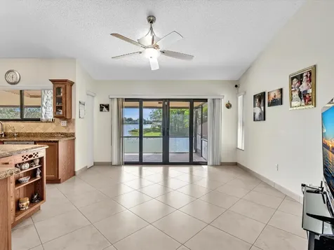 8320 E Waccamaw Lane Lake Worth FL 33467