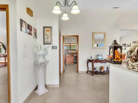 8320 E Waccamaw Lane Lake Worth FL 33467
