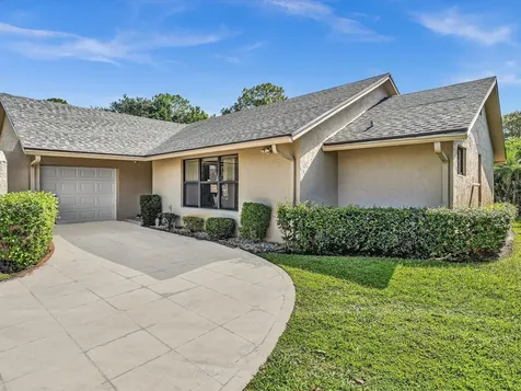 8320 E Waccamaw Lane Lake Worth FL 33467