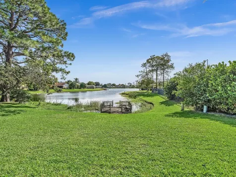 8320 E Waccamaw Lane Lake Worth FL 33467