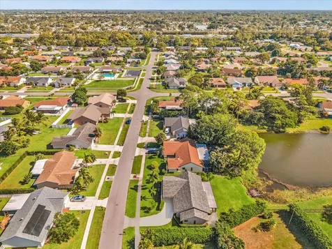8320 E Waccamaw Lane Lake Worth FL 33467