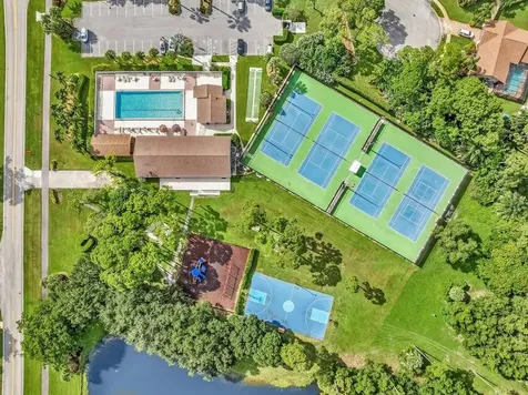 8320 E Waccamaw Lane Lake Worth FL 33467