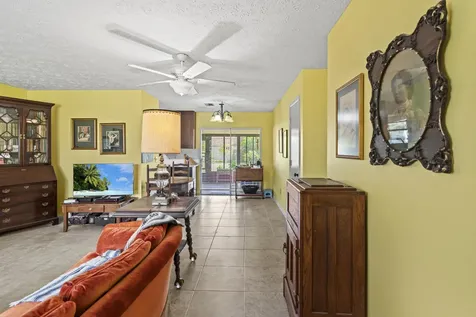 849 Se Celtic Avenue Port Saint Lucie FL 34983