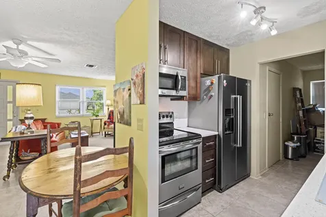 849 Se Celtic Avenue Port Saint Lucie FL 34983