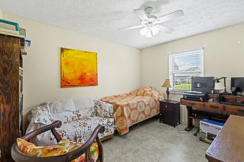 849 Se Celtic Avenue Port Saint Lucie FL 34983