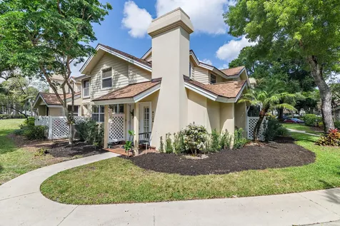 8110 Oakton Court Lake Clarke Shores FL 33406
