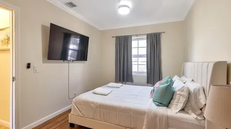 802 N J Street Lake Worth Beach FL 33460