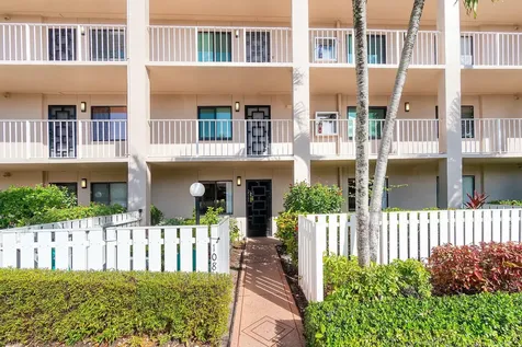 6149 Pointe Regal Circle Delray Beach FL 33484
