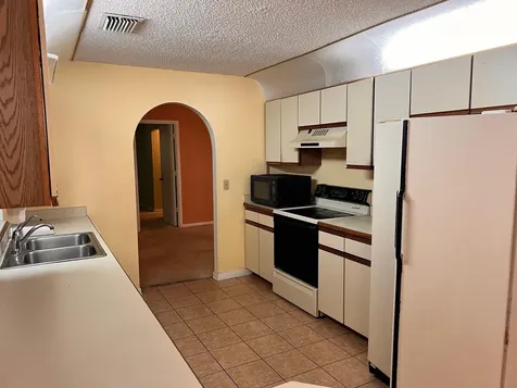 2661 Se Osage Avenue Port Saint Lucie FL 34952