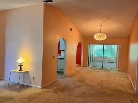2661 Se Osage Avenue Port Saint Lucie FL 34952