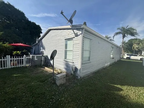 3434 Nw 64th Ct, Lot K-4 Coconut Creek FL 33073