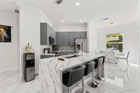 10880 Sw Stephanie Way Port Saint Lucie FL 34987