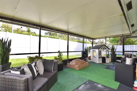 21565 Yellowstone Park Way Boca Raton FL 33428