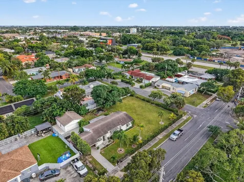 3816 Merrill Avenue West Palm Beach FL 33405