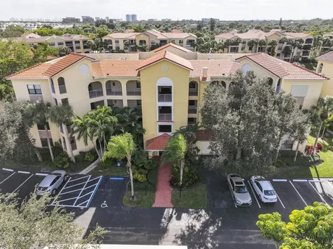800 Uno Lago Drive Juno Beach FL 33408