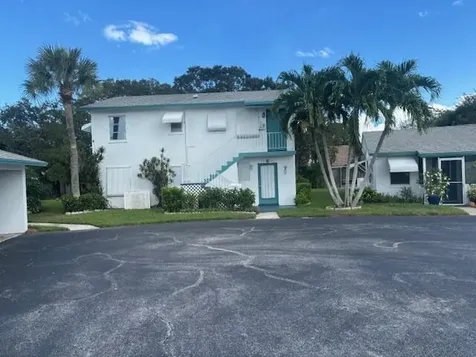 10162 N Meridian Way Palm Beach Gardens FL 33410