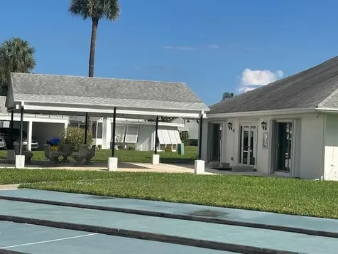 10162 N Meridian Way Palm Beach Gardens FL 33410