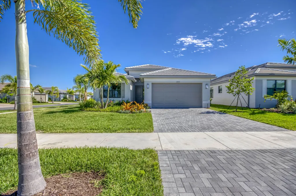 12555 Sw Manatee Marsh Terrace Port Saint Lucie FL 34987