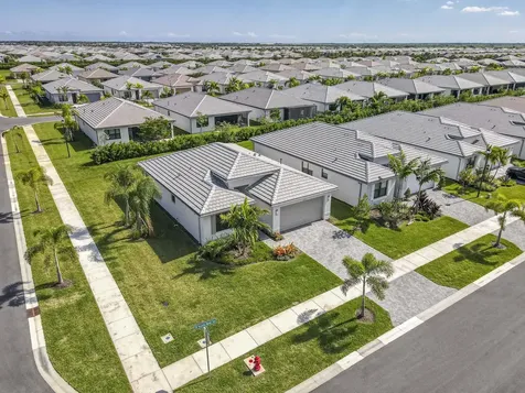 12555 Sw Manatee Marsh Terrace Port Saint Lucie FL 34987