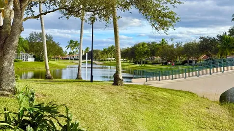 2603 Muskegon Way West Palm Beach FL 33411
