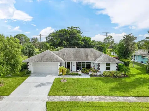 1536 Se Sunshine Avenue Port Saint Lucie FL 34952