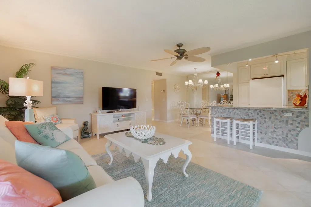 1042 North Drive Delray Beach FL 33445