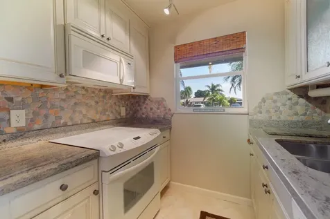 1042 North Drive Delray Beach FL 33445