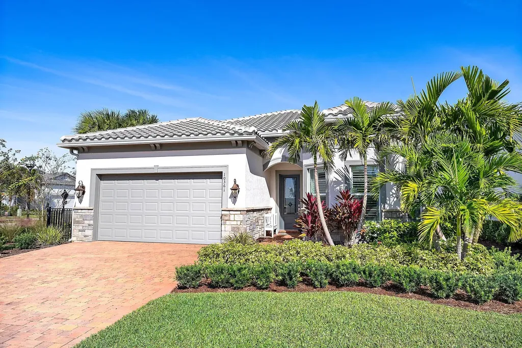 10361 Northbrook Circle Palm Beach Gardens FL 33412