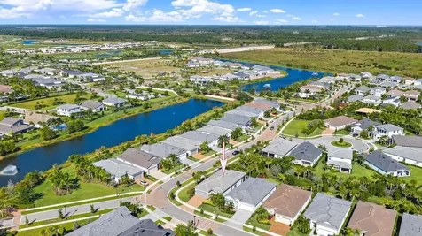 10361 Northbrook Circle Palm Beach Gardens FL 33412