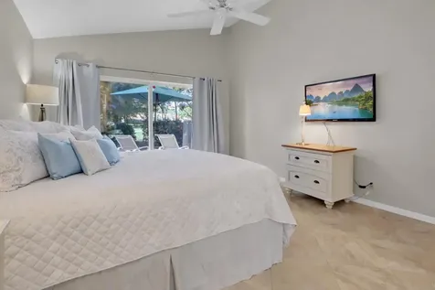 54 Windsor Lane Palm Beach Gardens FL 33418