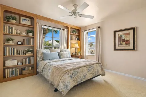 54 Windsor Lane Palm Beach Gardens FL 33418