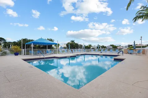 54 Windsor Lane Palm Beach Gardens FL 33418