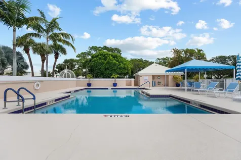 54 Windsor Lane Palm Beach Gardens FL 33418