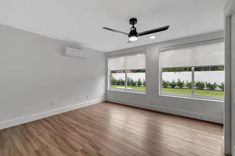 620 Las Palmas Park Boynton Beach FL 33435